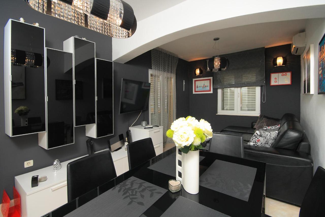Lavanda Residence With Heated Pool Trogir Split Donji Okrug  ภายนอก รูปภาพ