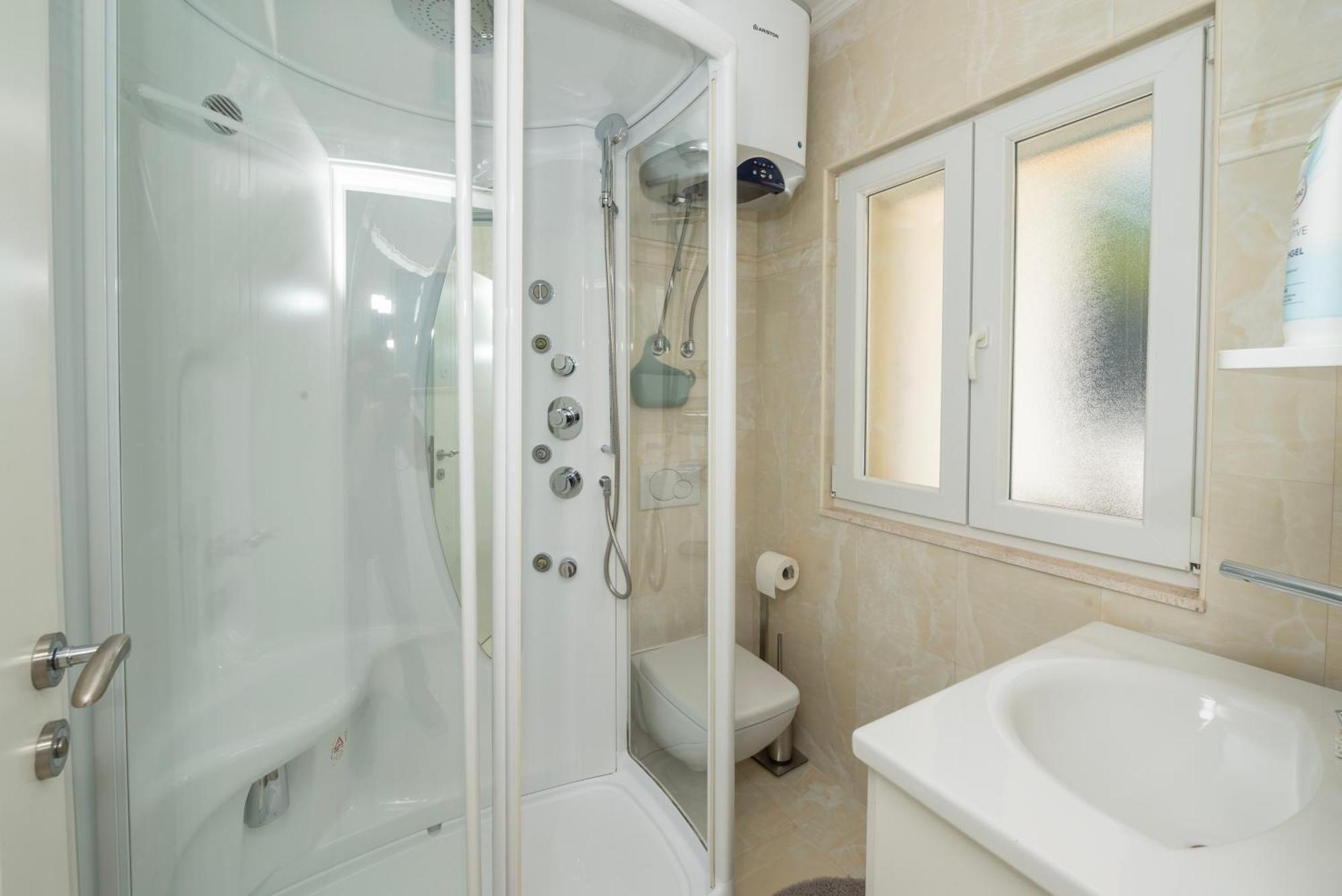 Lavanda Residence With Heated Pool Trogir Split Donji Okrug  ภายนอก รูปภาพ