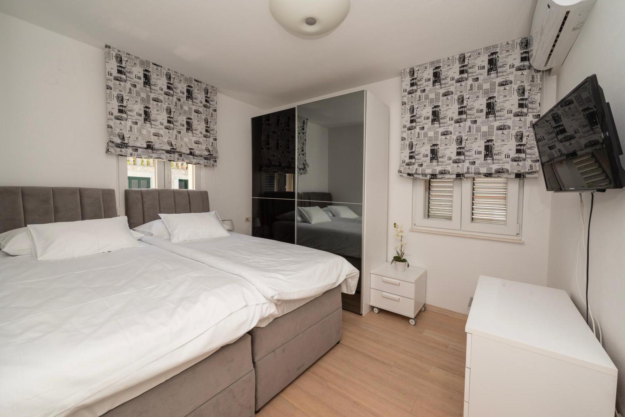 Lavanda Residence With Heated Pool Trogir Split Donji Okrug  ภายนอก รูปภาพ